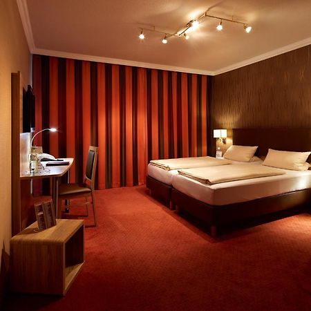Hotel Heide Residenz Падерборн Экстерьер фото